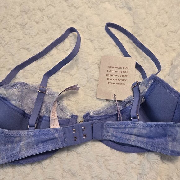 BNWT Savage X Fenty Bra Printed Lace and Stretch Woven Plunge Half Cup Bra 32C - Picture 3 of 3